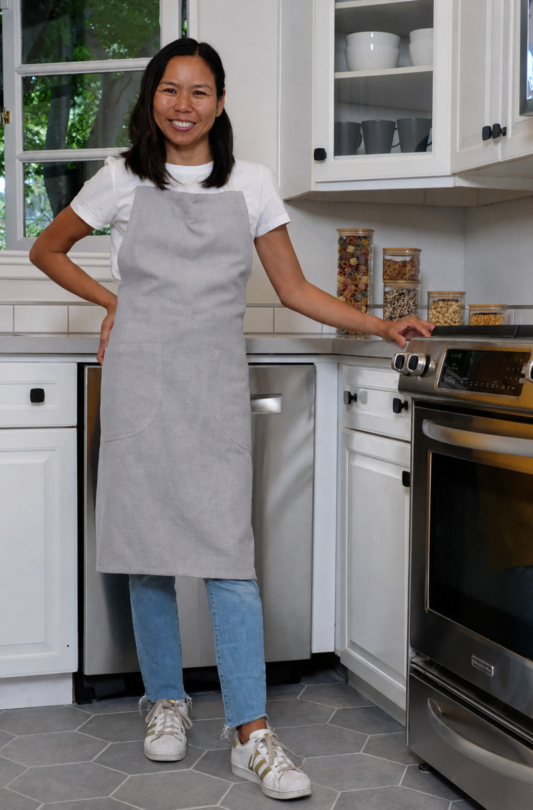 KAF Home Monaco Slubbed Yarn Apron, Frost Gray