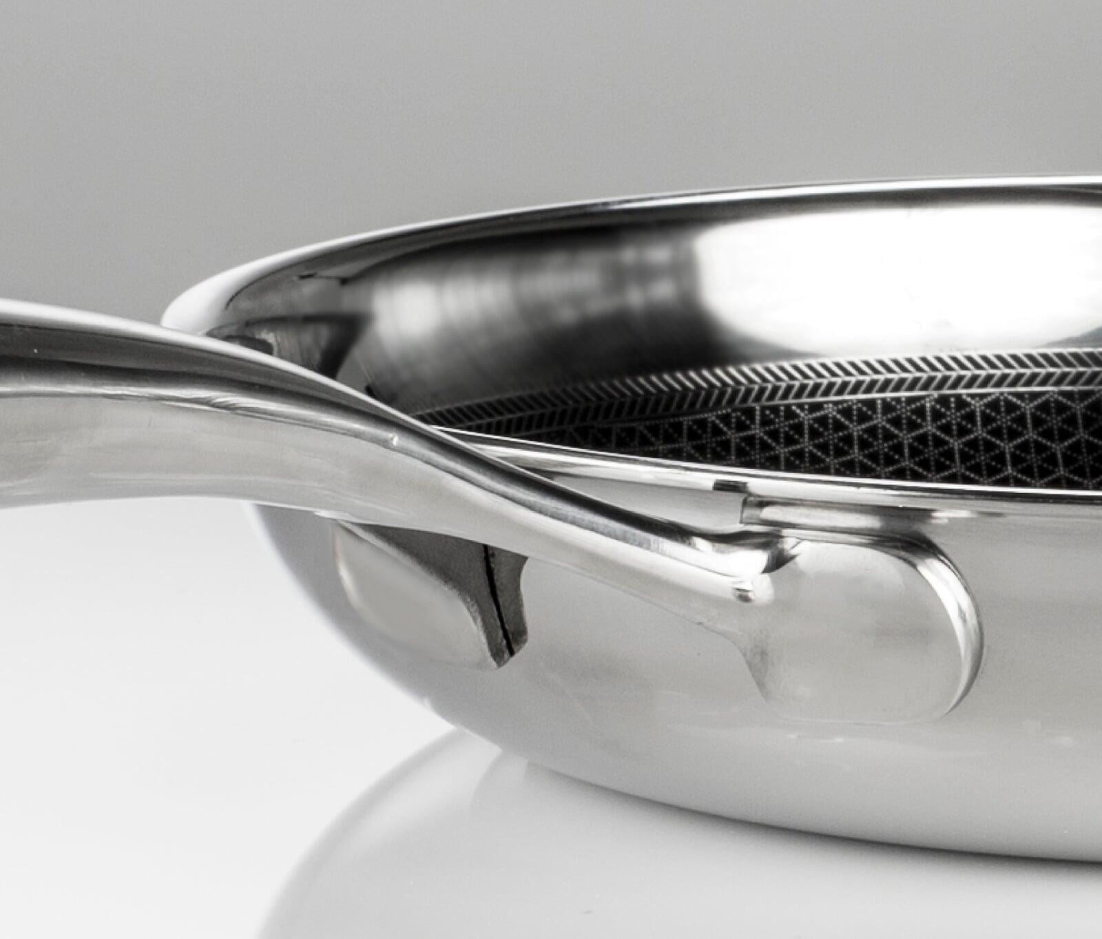 Frieling Black Cube 9-1/2 Inch 2.5 Quart Stainless/Nonstick Hybrid Chef's Pan