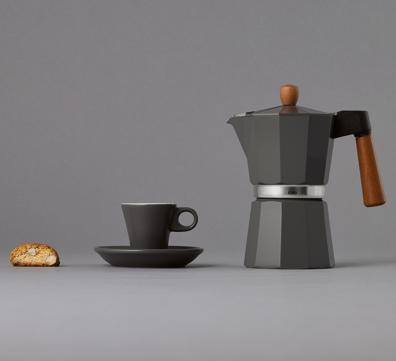Cilio Legno Stovetop Espresso Maker, Gray, 15-Ounce