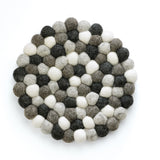 Cilio Fair Trade Virgin Sheep Wool Trivet, Handcrafted in Nepal, 8.5-Inch Round, Light Gray