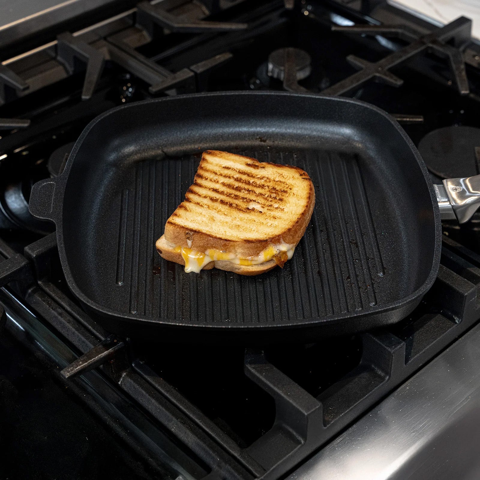 Swiss Diamond CHD Nonstick 11-Inch x 11-Inch Square Grill Pan