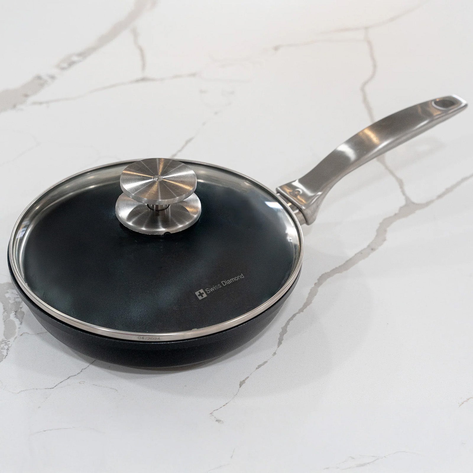 Swiss Diamond CHD Nonstick Fry Pan, 9.5-Inch with Lid