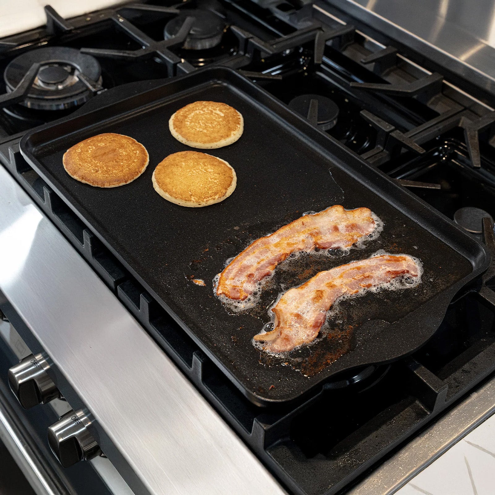 Swiss Diamond CHD Nonstick 17-Inch x 11-Inch Double-Burner Griddle