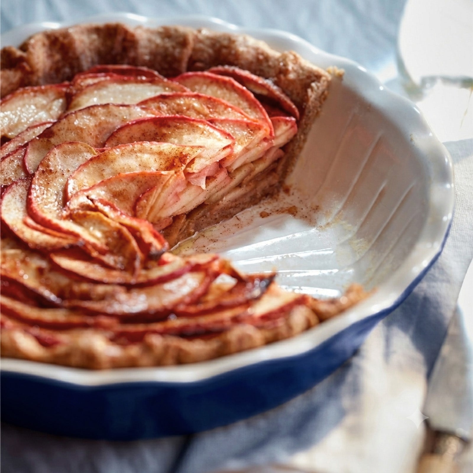 Emile Henry Modern Classics 9-Inch Ribbed Pie Dish, Twilight