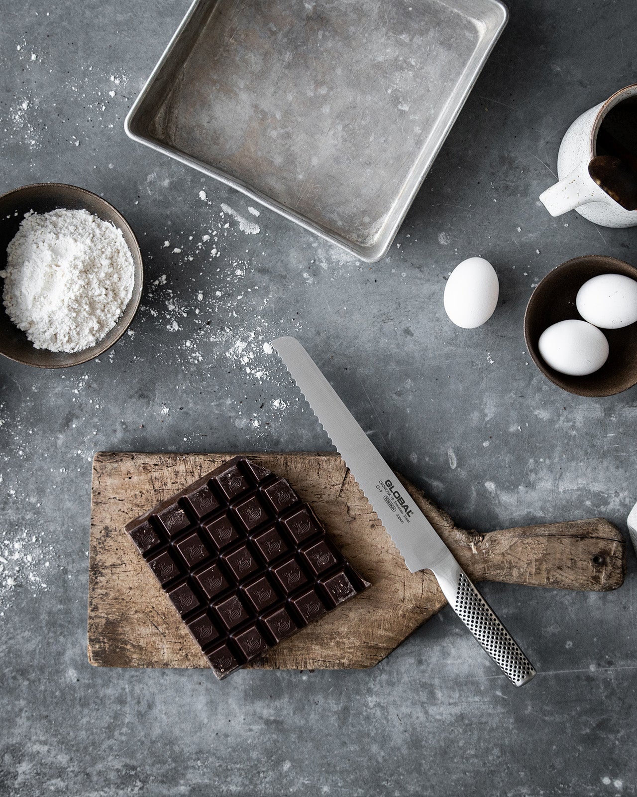 Global Classic 8.5 Inch Bread Knife