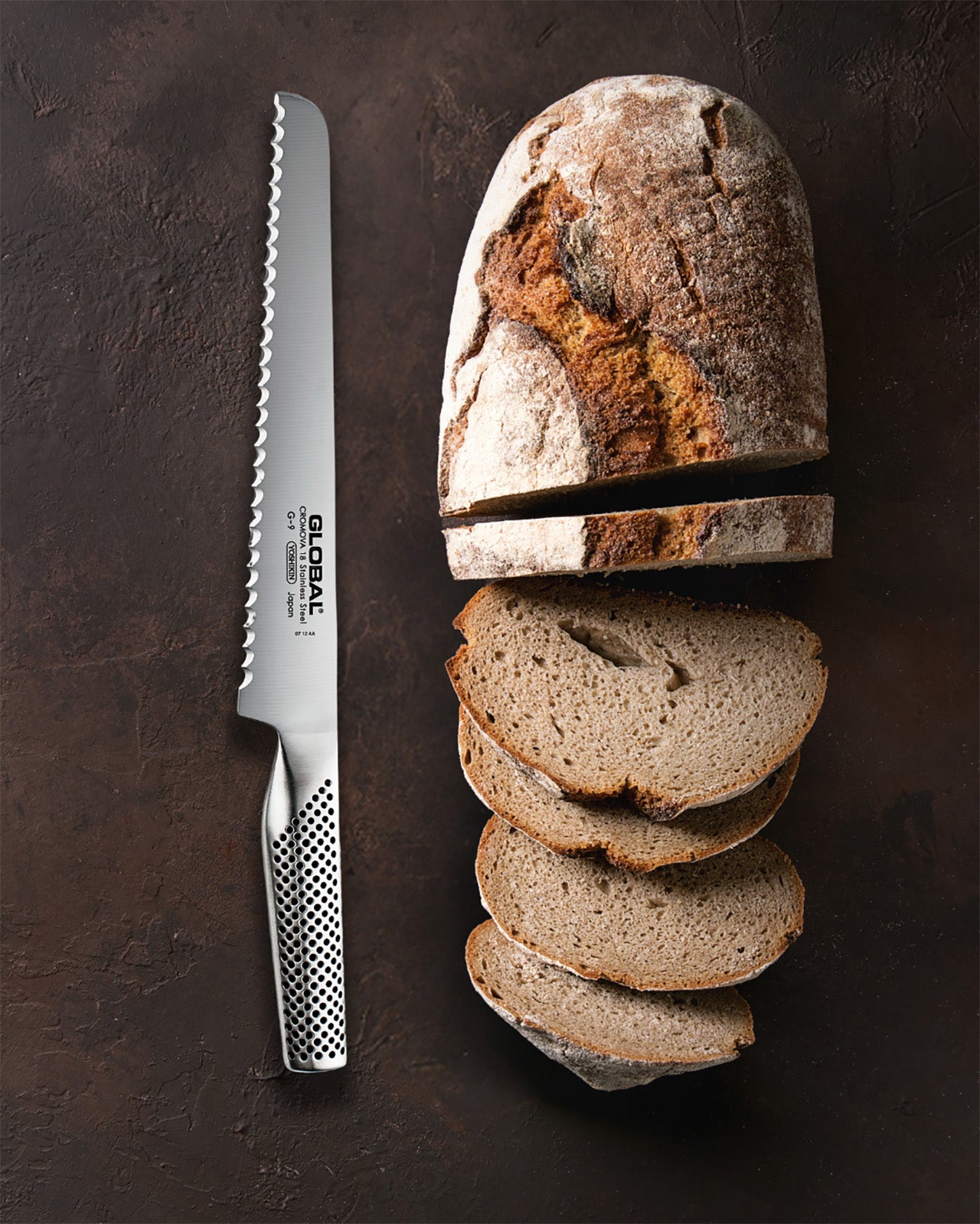Global Classic 8.5 Inch Bread Knife