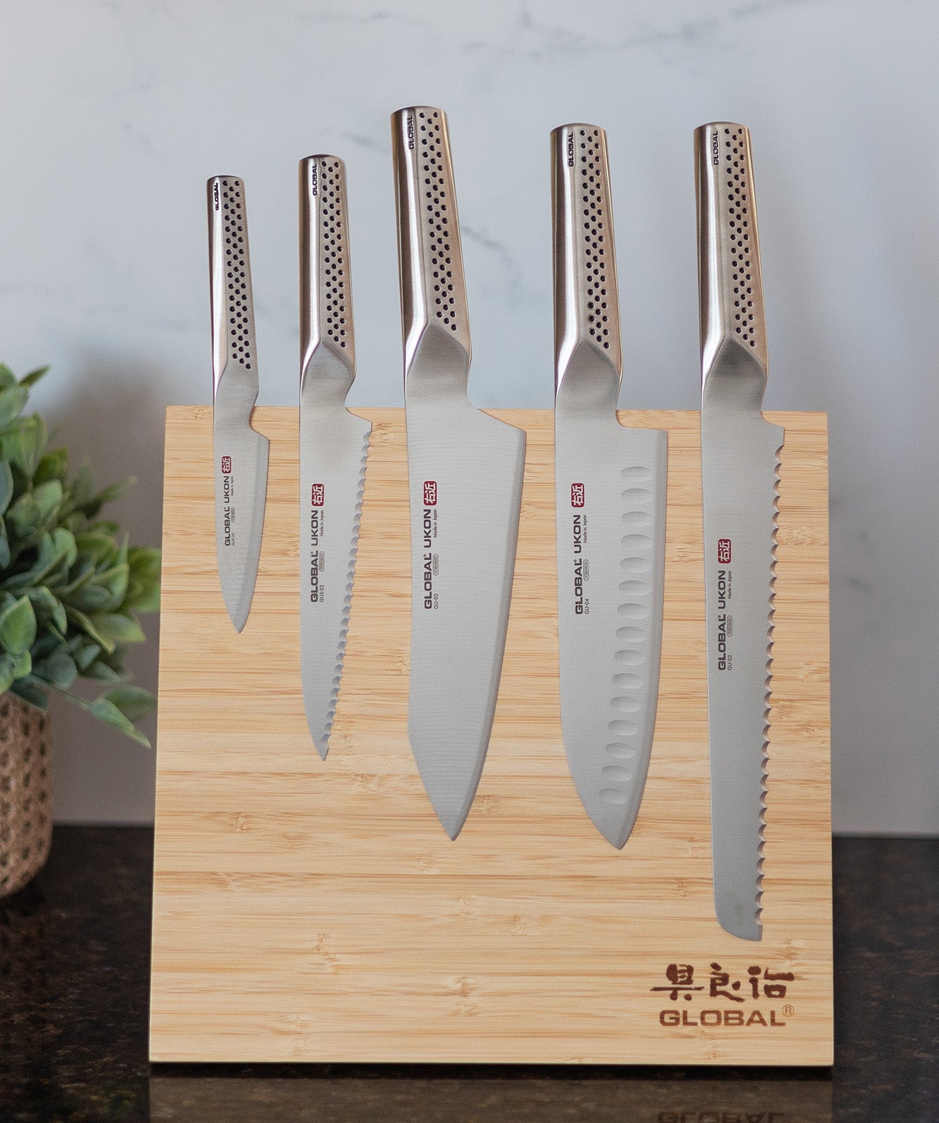Global Bitoku Ukon Essentials 6 Piece Knife Set with Magnetic Block, Hardwood