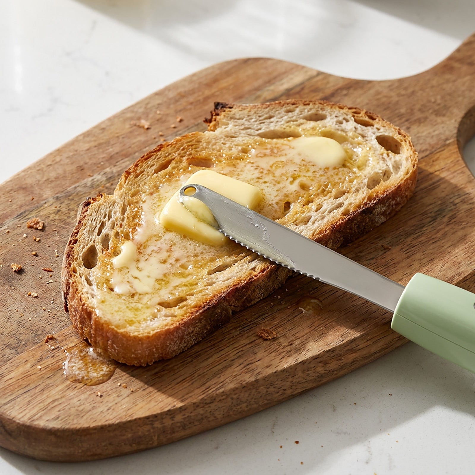Henning Lee Heated Butter Knife for Effortless Spreading, Green