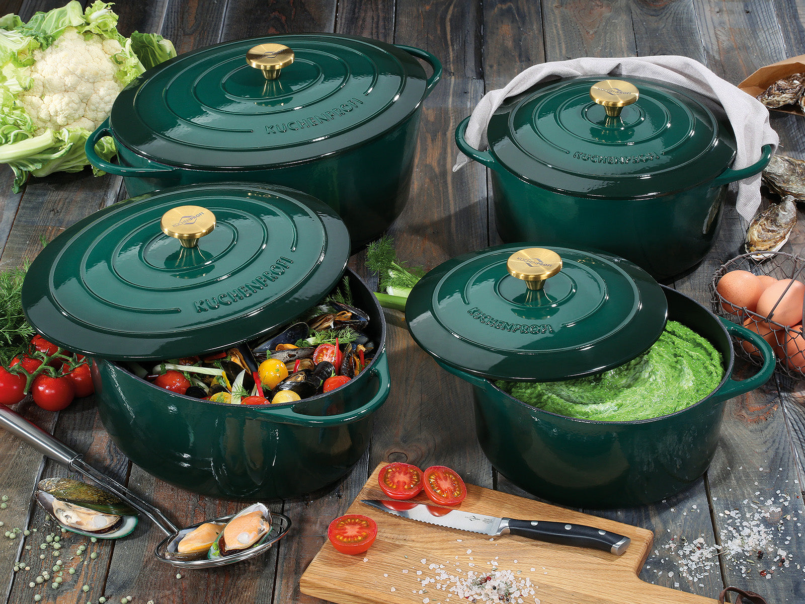 Kuchenprofi Provence Enameled Cast Iron Oval Dutch Oven, 13" L, 7.4 qt, Racing Green