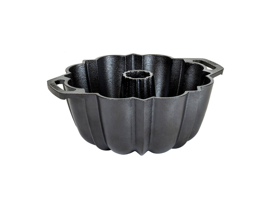 Lodge Legacy Series Fluted Cake Pan, Cast Iron