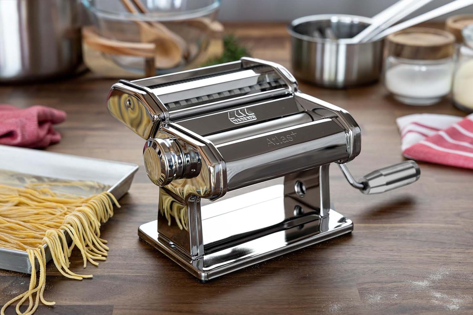 Marcato Atlas+ Pasta Machine with Cutter, Hand Crank, and Instructions, Made in Italy, Silver