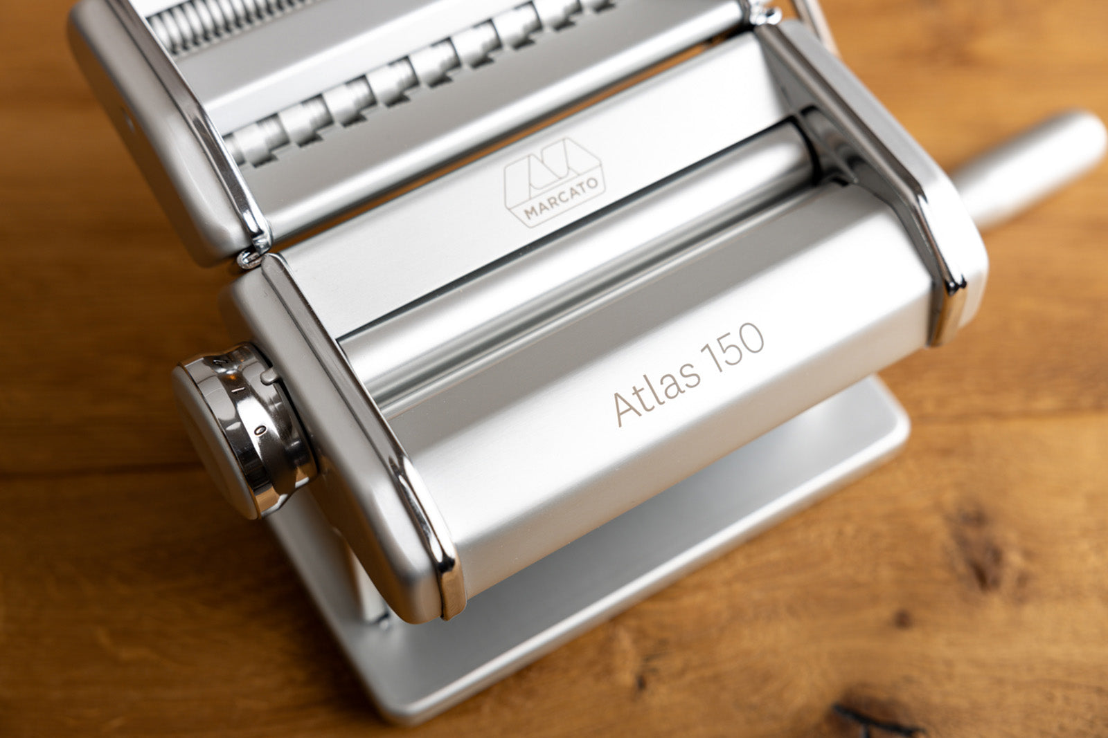 Marcato Atlas 150 Pasta Machine with Cutter, Hand Crank, and Instructions, Made in Italy, Ice
