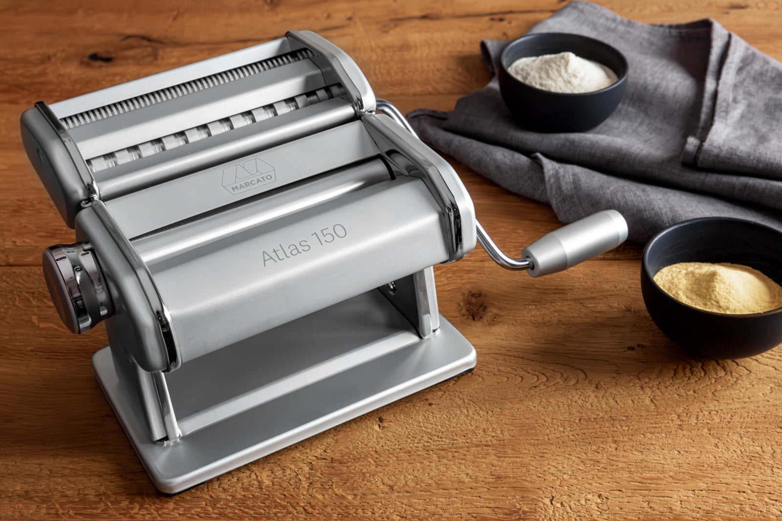 Marcato Atlas 150 Pasta Machine with Cutter, Hand Crank, and Instructions, Made in Italy, Ice