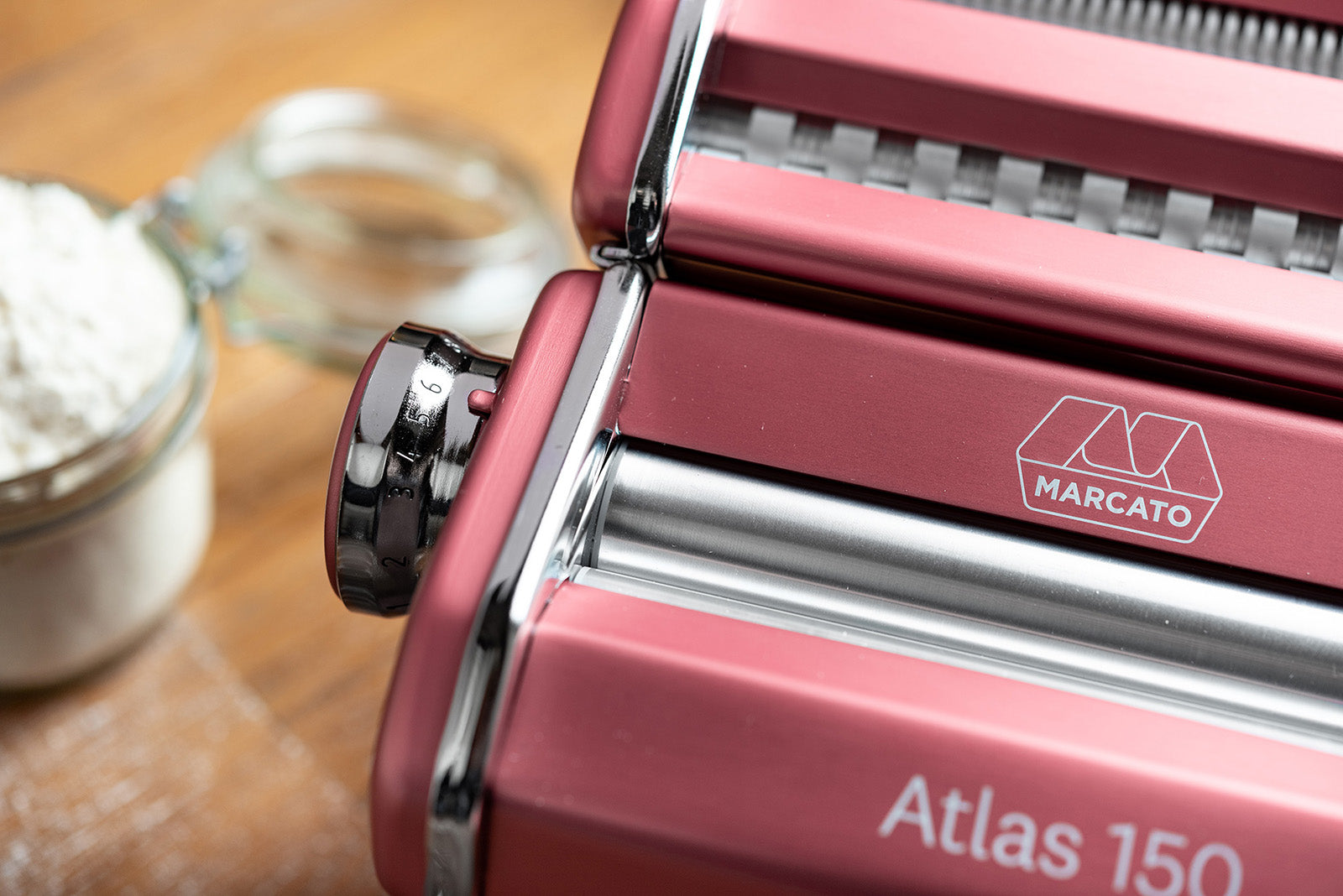 Marcato Atlas 150 Pasta Machine with Cutter, Hand Crank, and Instructions, Made in Italy, Powder Pink