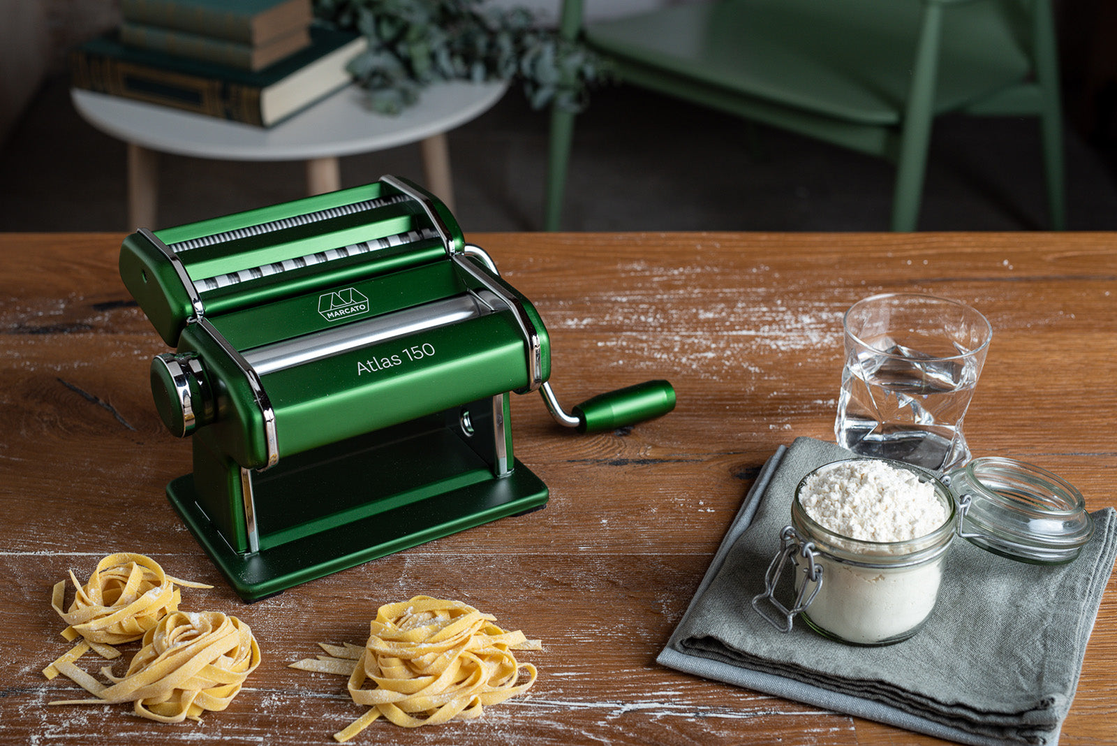 Marcato Atlas 150 Pasta Machine with Cutter, Hand Crank, and Instructions, Made in Italy, Green