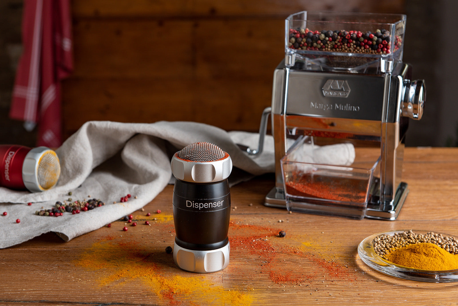 Marcato Design Line Dispenser Shaker for Flour, Powdered Sugar, and More