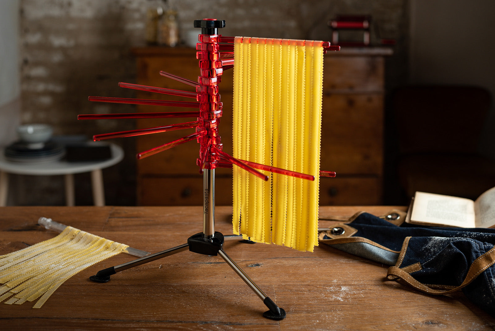 Marcato Atlas Collapsible Pasta Drying Rack, Made In Italy, Red