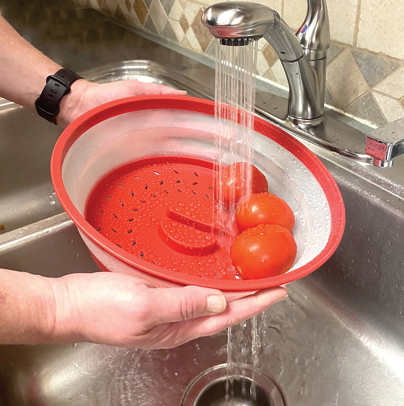 Norpro Knockdown Collapsible Microwave Food Cover, Red/Clear