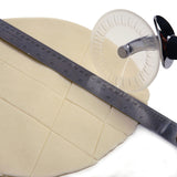 Norpro Grip EZ Pizza Wheel with Scalloped Blade