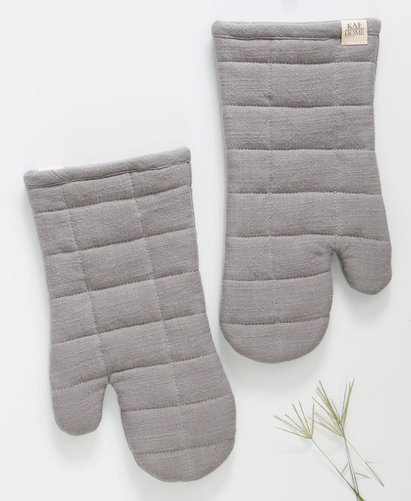KAF Home Monaco Quilted Oven Mitt, Frost Gray