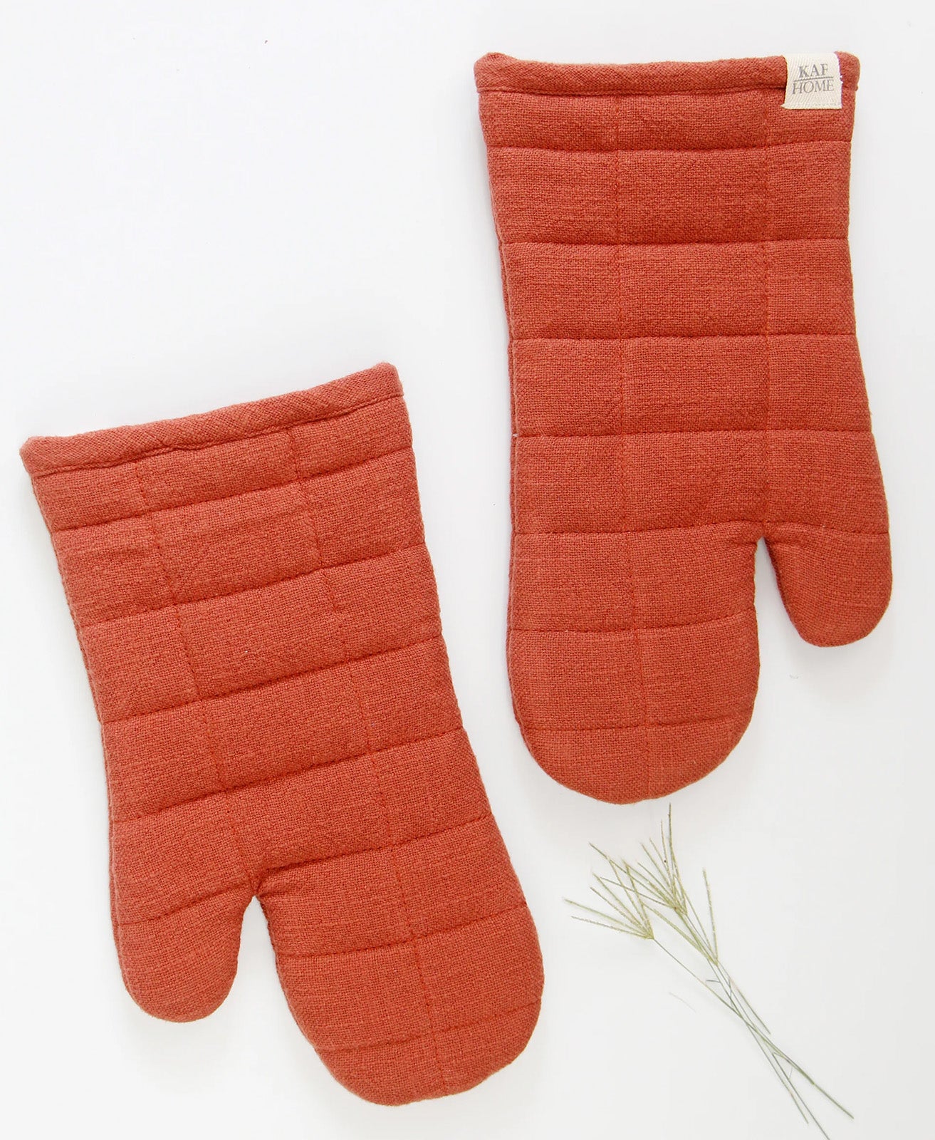 KAF Home Monaco Quilted Oven Mitt, Sierra