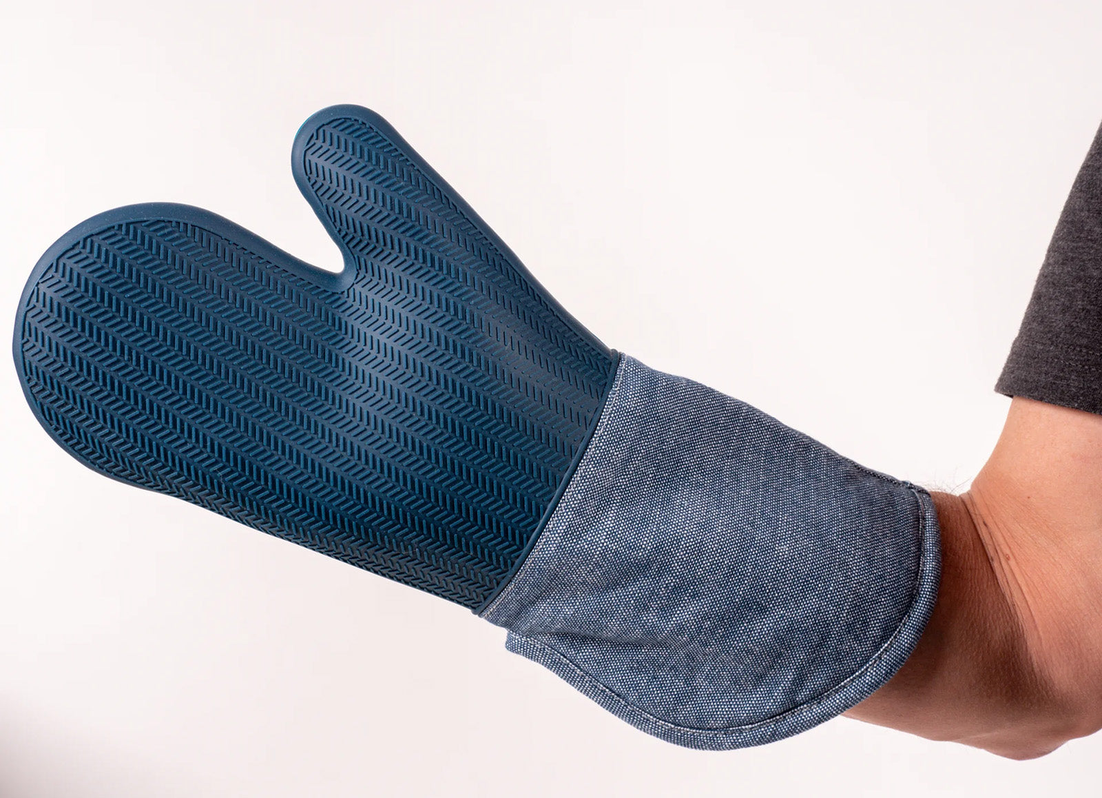 KAF Home Strada Silicone Oven Mitt, Blue
