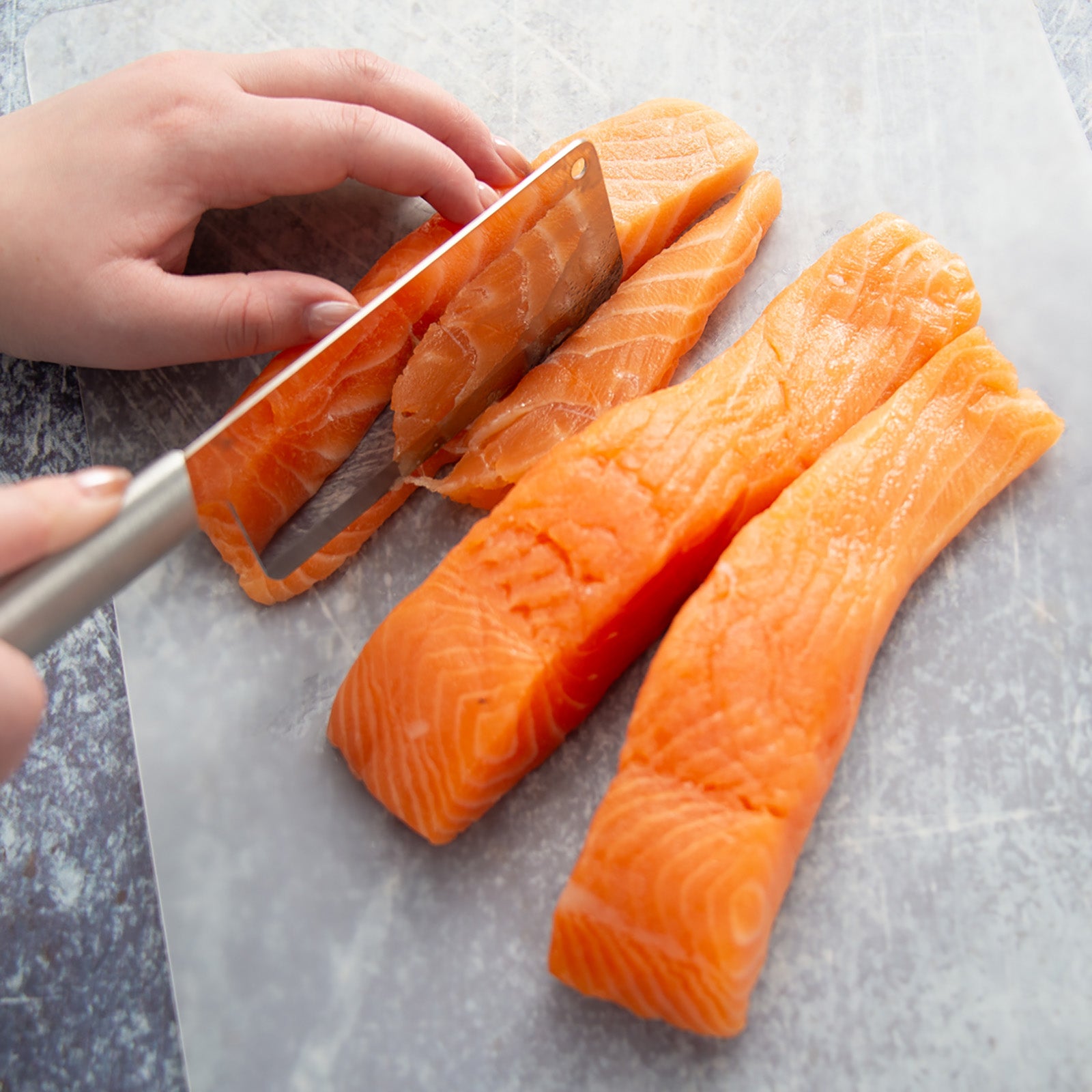 Rada 5.25 Inch Chef's Dicer Knife, Aluminum Handle