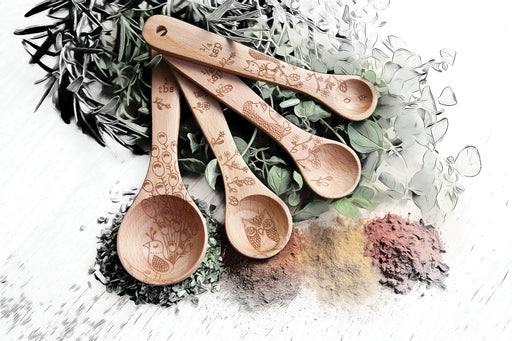 Talisman Designs Laser Etched Honey Bee Beechwood Measuring Spoons, Woodland Collection, Set of 4