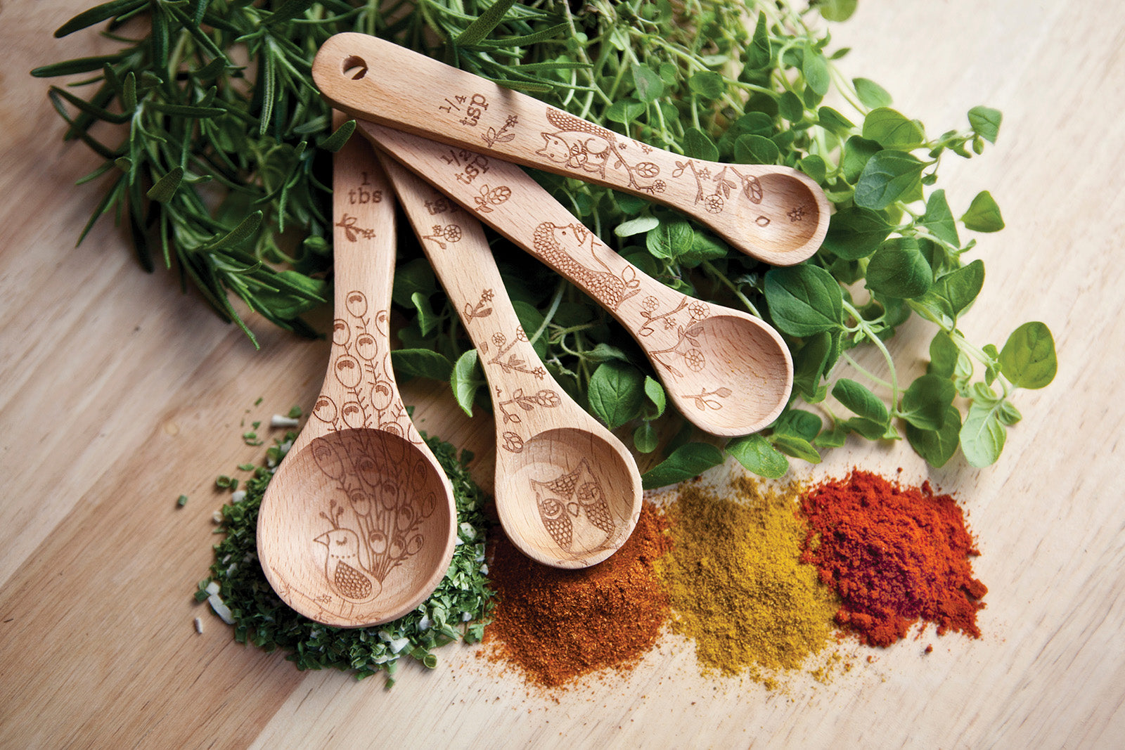 Talisman Designs Laser Etched Honey Bee Beechwood Measuring Spoons, Woodland Collection, Set of 4