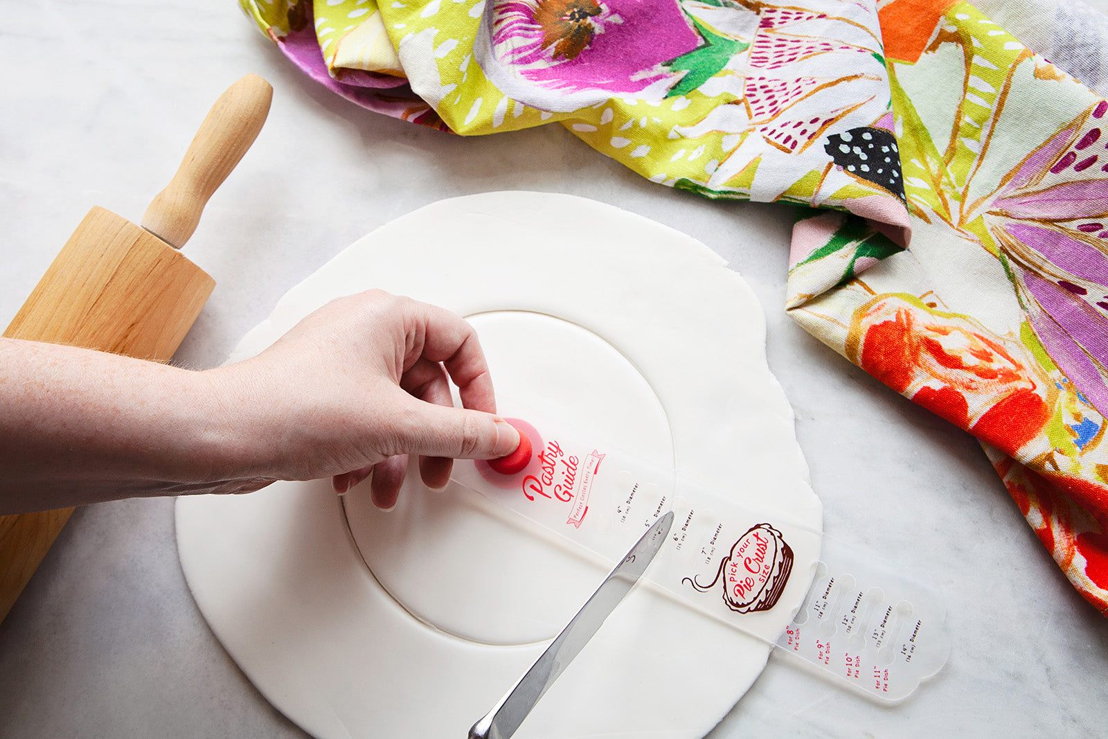 Talisman Designs Perfectly Round Pie Dough Cutting Pastry Guide