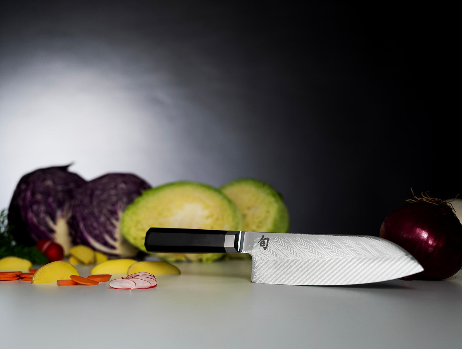 Shun Dual Core 7-Inch Santoku Knife w/Saya