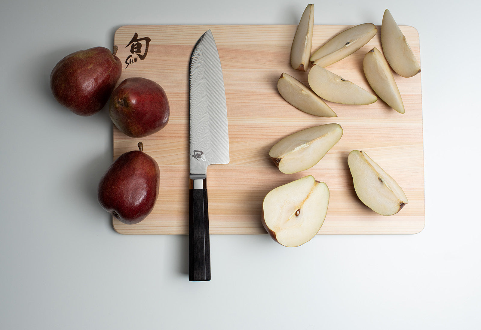 Shun Dual Core 7-Inch Santoku Knife w/Saya