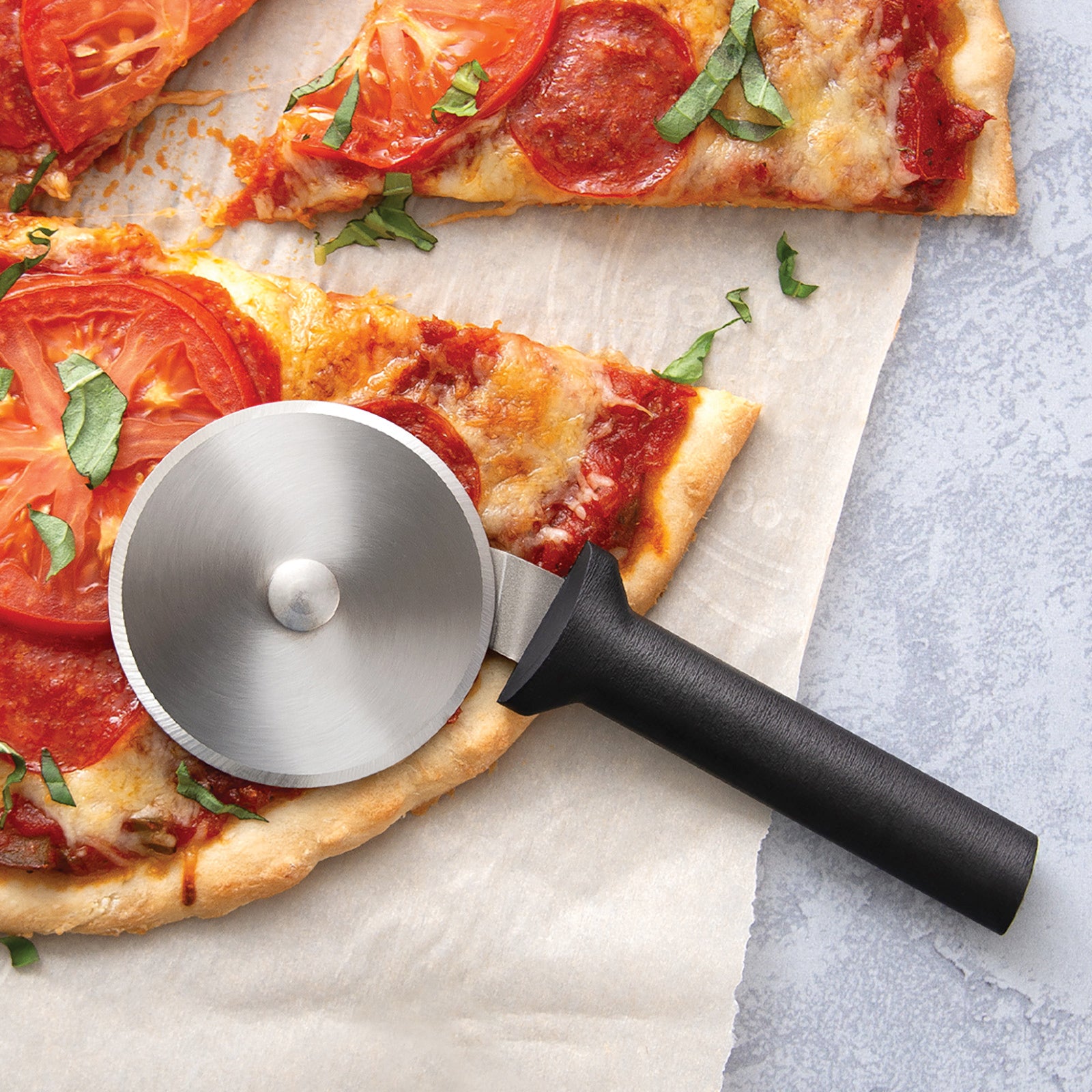 Rada Cutlery Pizza Cutter Stainless Steel Wheel, Black Handle