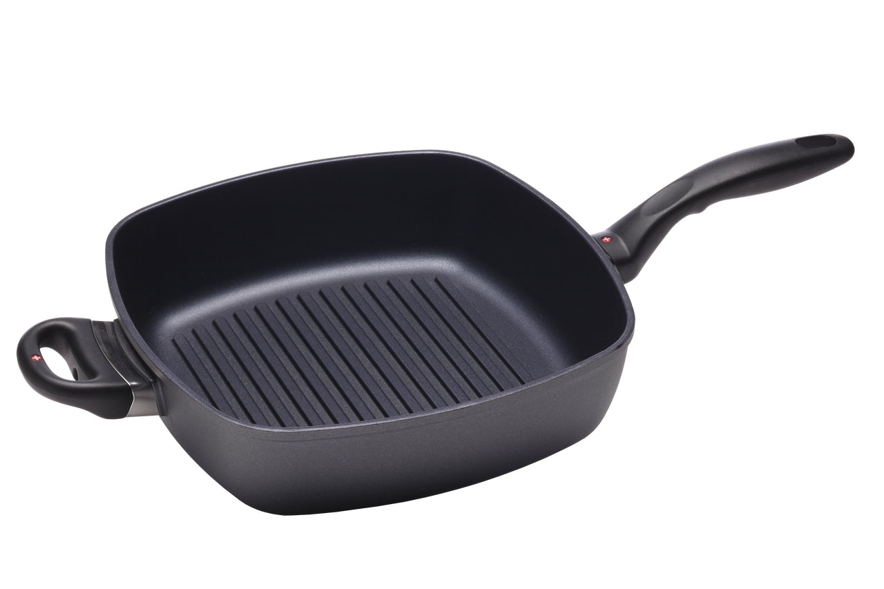 Swiss Diamond 11 x 11 Inch Nonstick Deep Square Grill Pan