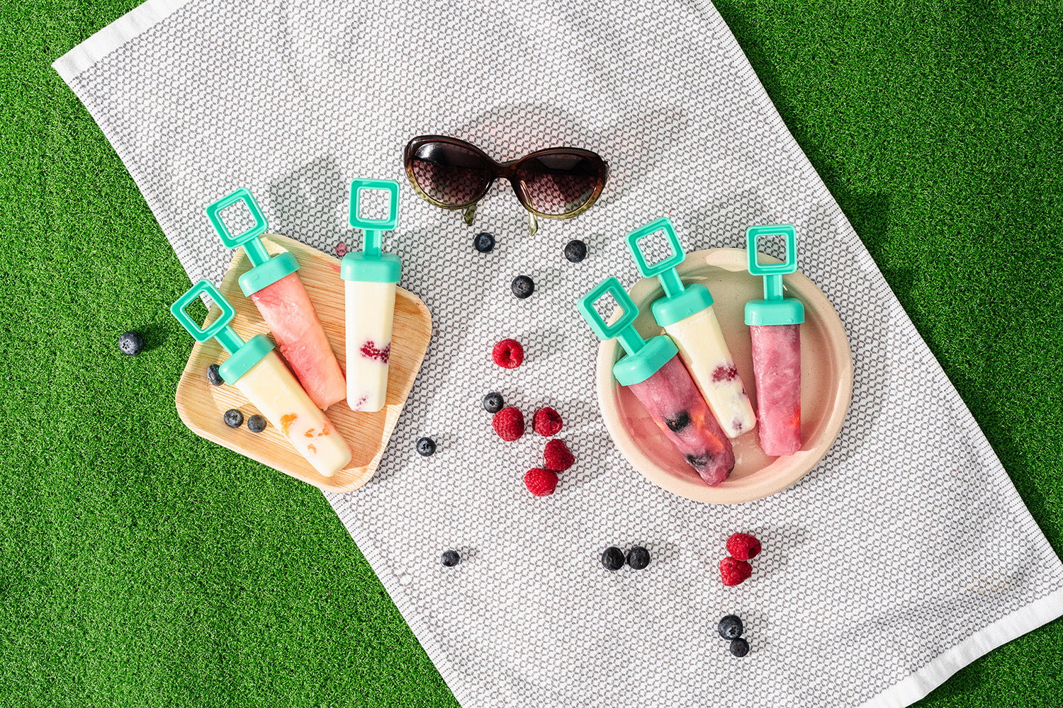 Cuisipro Snap-Fit Square Pop Mold, 2.9oz/85ml, Set of 6, Turquoise