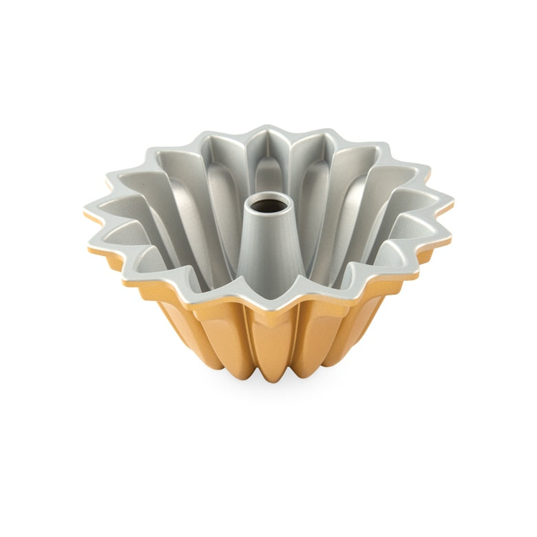 Nordic Ware Cast Aluminum Lotus Bundt Pan, Gold