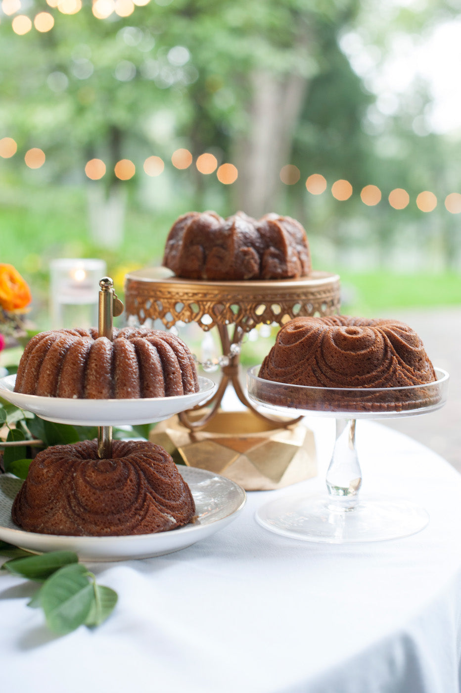 Nordic Ware Cast Aluminum Bundt Quartet Pan, Gold